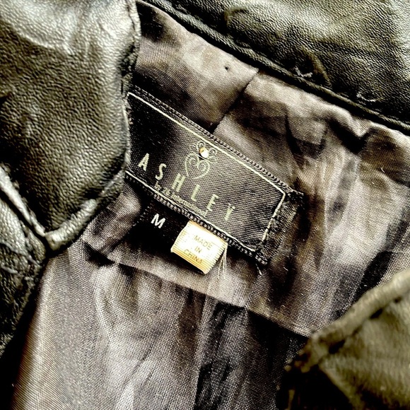 Ashly textured vegan leather Military Jacket - Picture 11 of 13